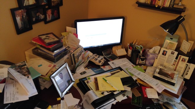 2016-01-03 my desk (2)